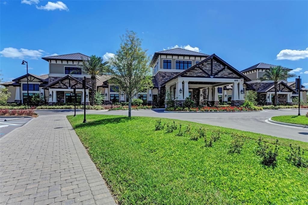 Recently Sold: $1,360,000 (3 beds, 3 baths, 2859 Square Feet)