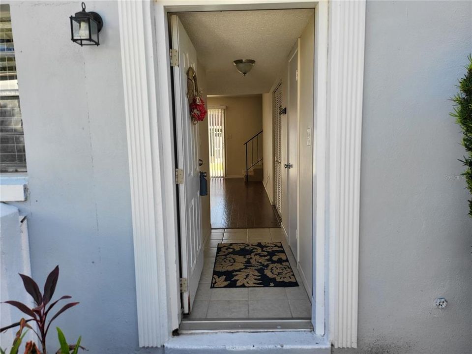Active With Contract: $125,000 (2 beds, 1 baths, 952 Square Feet)