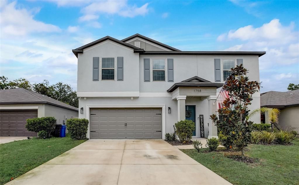 Active With Contract: $454,900 (4 beds, 2 baths, 2635 Square Feet)