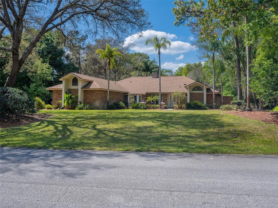 Active With Contract: $649,900 (4 beds, 2 baths, 2520 Square Feet)