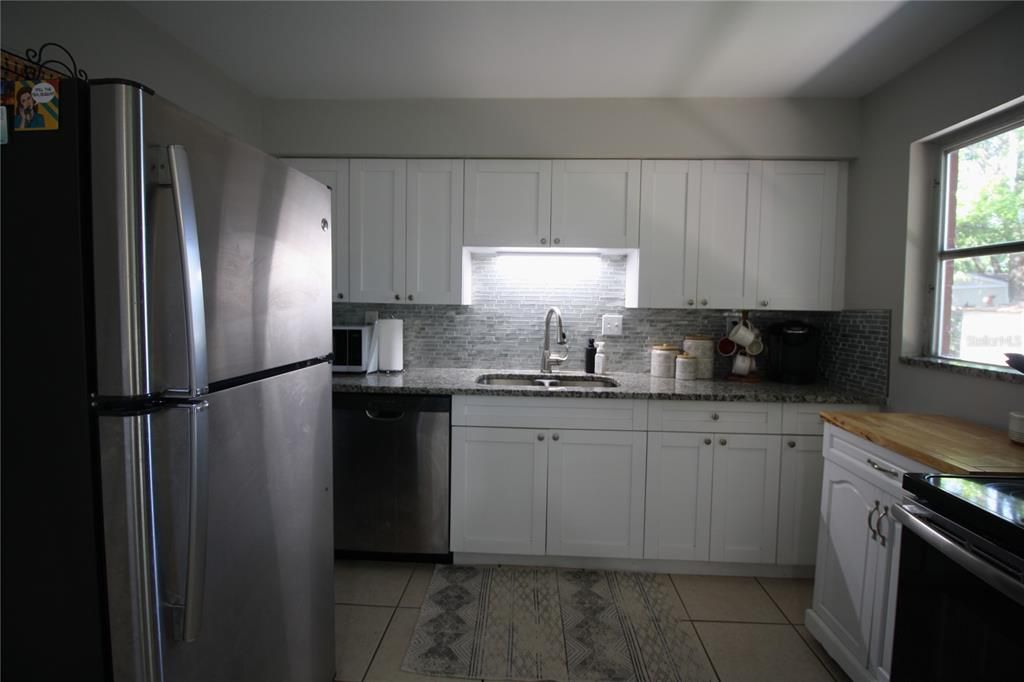 granite counters and newer cabinets