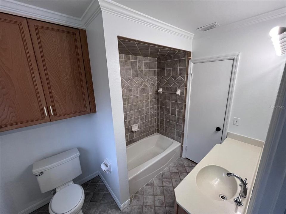 Недавно арендовано: $7,495 (4 спален, 5 ванн, 3948 Квадратных фут)