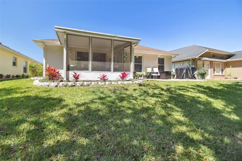 Active With Contract: $469,900 (3 beds, 2 baths, 2063 Square Feet)
