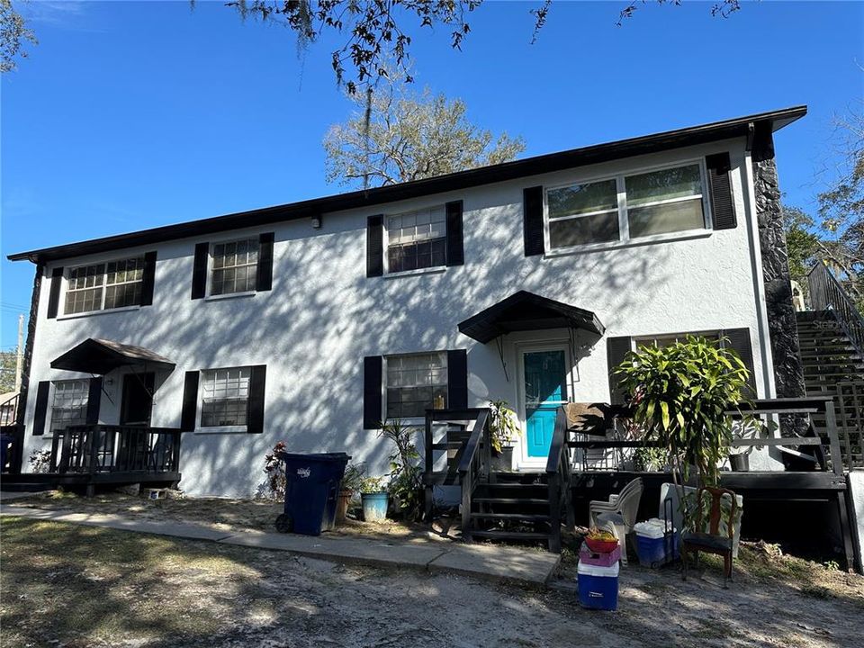 Active With Contract: $1,650 (2 beds, 1 baths, 840 Square Feet)