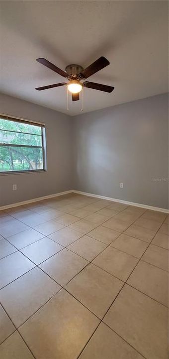 Active With Contract: $1,650 (2 beds, 1 baths, 840 Square Feet)