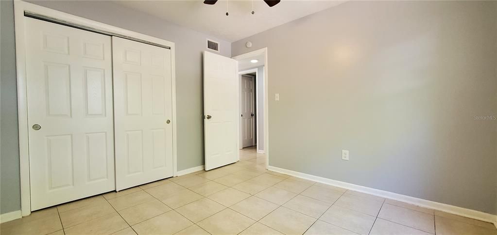 Active With Contract: $1,650 (2 beds, 1 baths, 840 Square Feet)