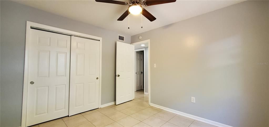 Active With Contract: $1,650 (2 beds, 1 baths, 840 Square Feet)