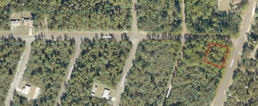 На продажу: $65,000 (0.37 acres)