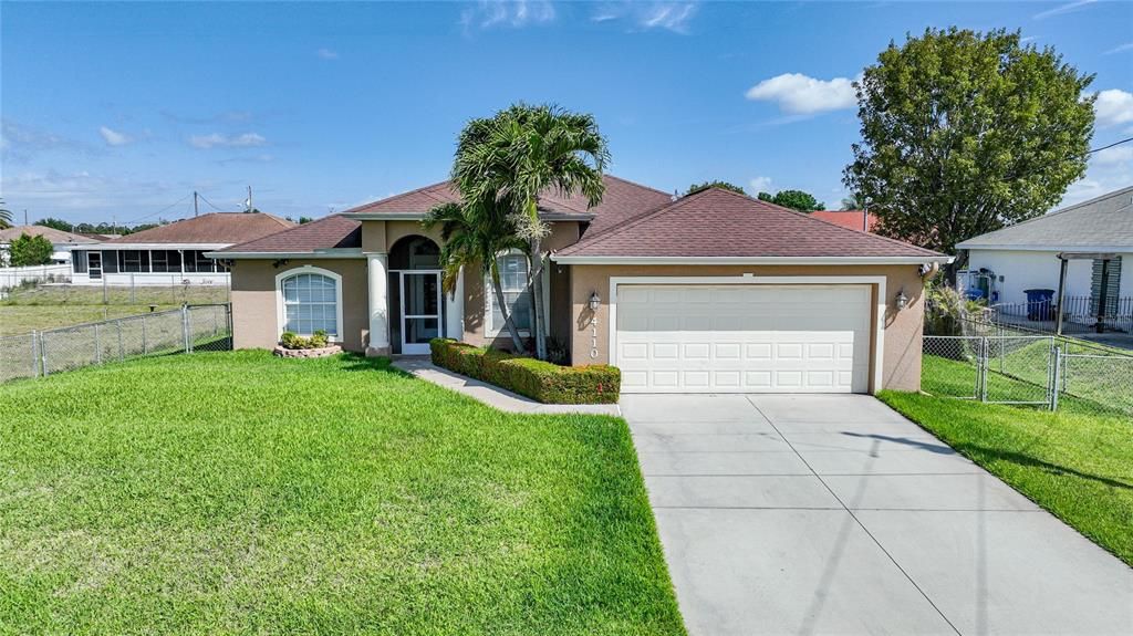 Recently Sold: $299,995 (3 beds, 2 baths, 1412 Square Feet)