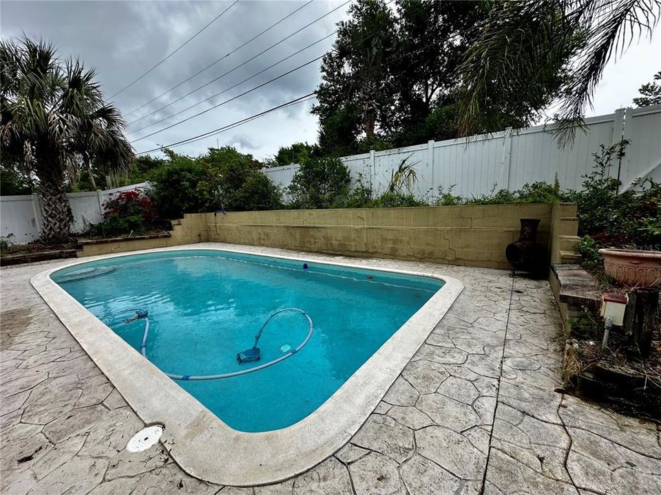 For Sale: $289,900 (3 beds, 2 baths, 1457 Square Feet)