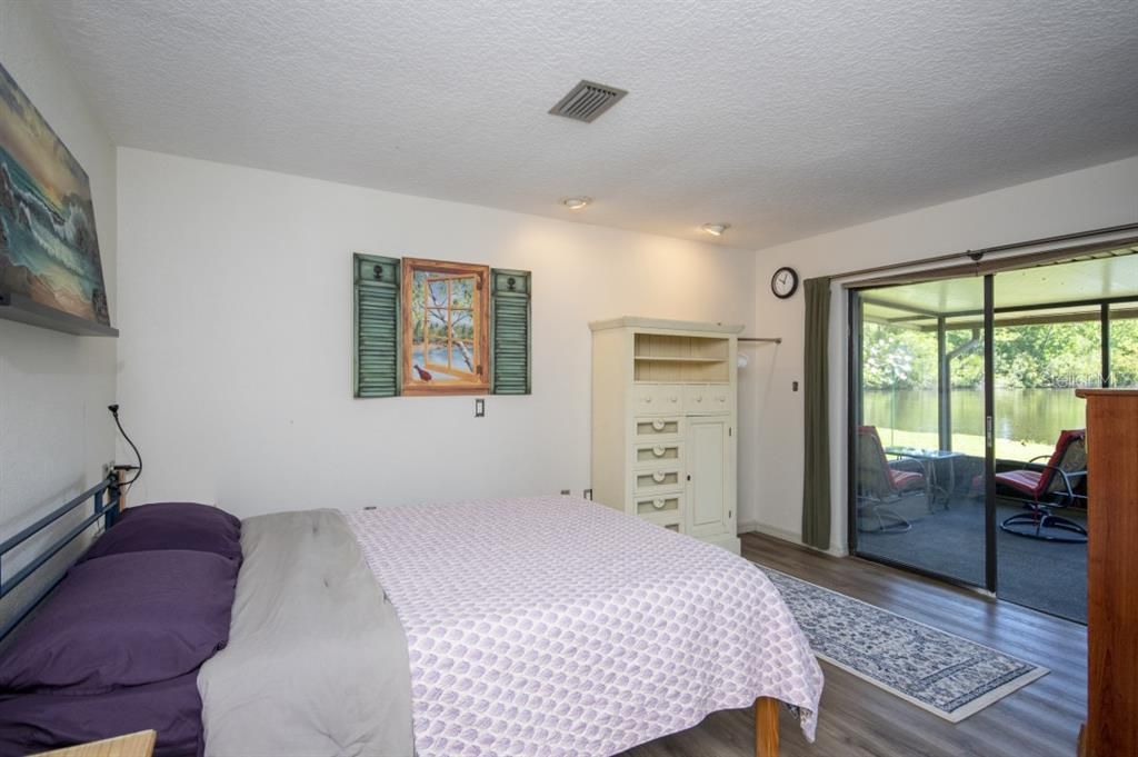 Active With Contract: $449,000 (3 beds, 2 baths, 1580 Square Feet)