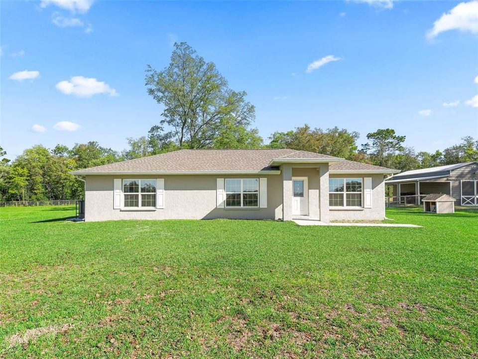 For Sale: $515,000 (3 beds, 2 baths, 1456 Square Feet)