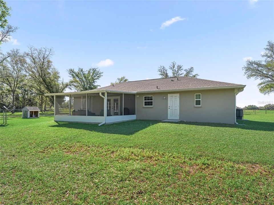 For Sale: $515,000 (3 beds, 2 baths, 1456 Square Feet)