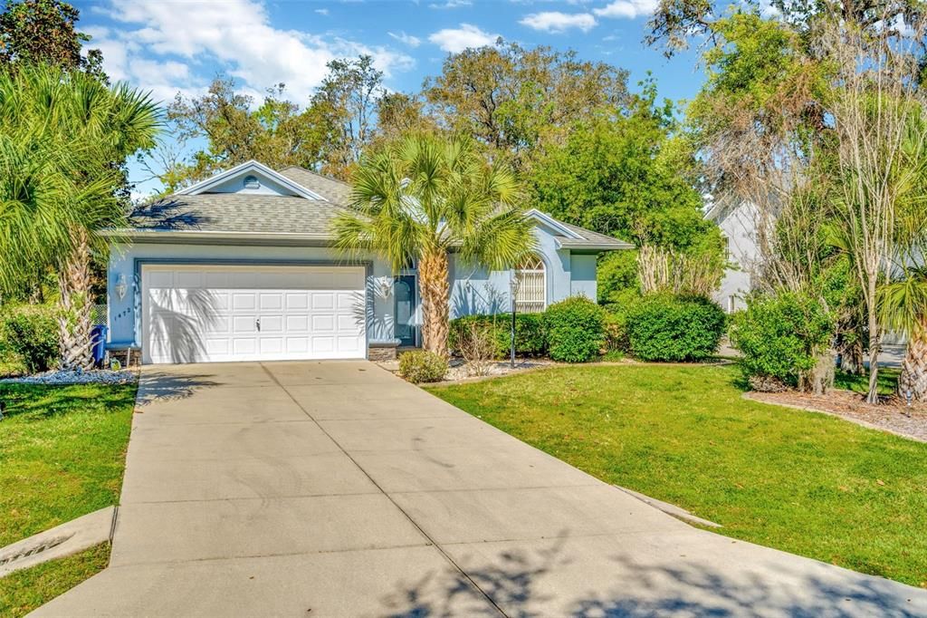 Recently Sold: $345,000 (3 beds, 3 baths, 1959 Square Feet)