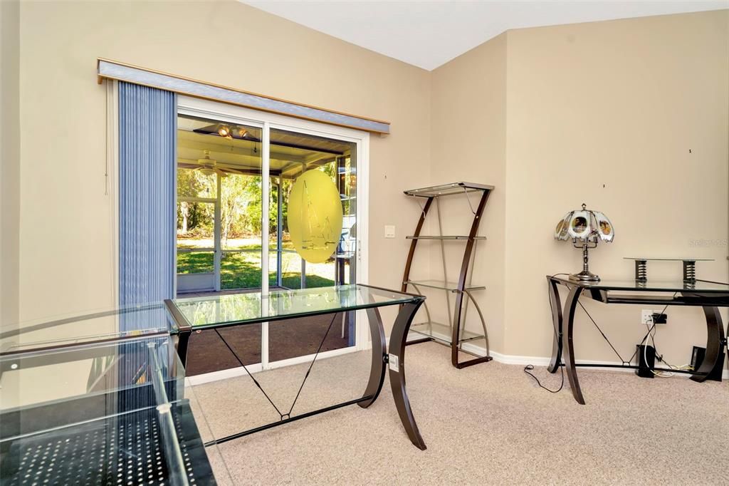 Active With Contract: $345,000 (3 beds, 3 baths, 1959 Square Feet)