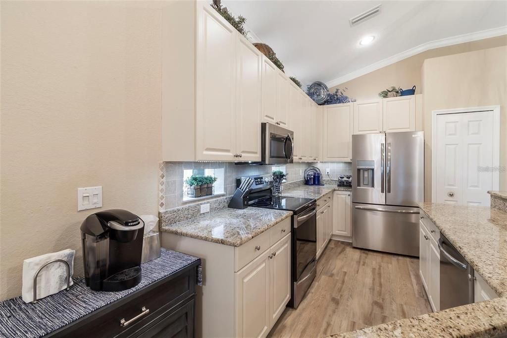 В аренду: $3,200 (2 спален, 2 ванн, 1606 Квадратных фут)