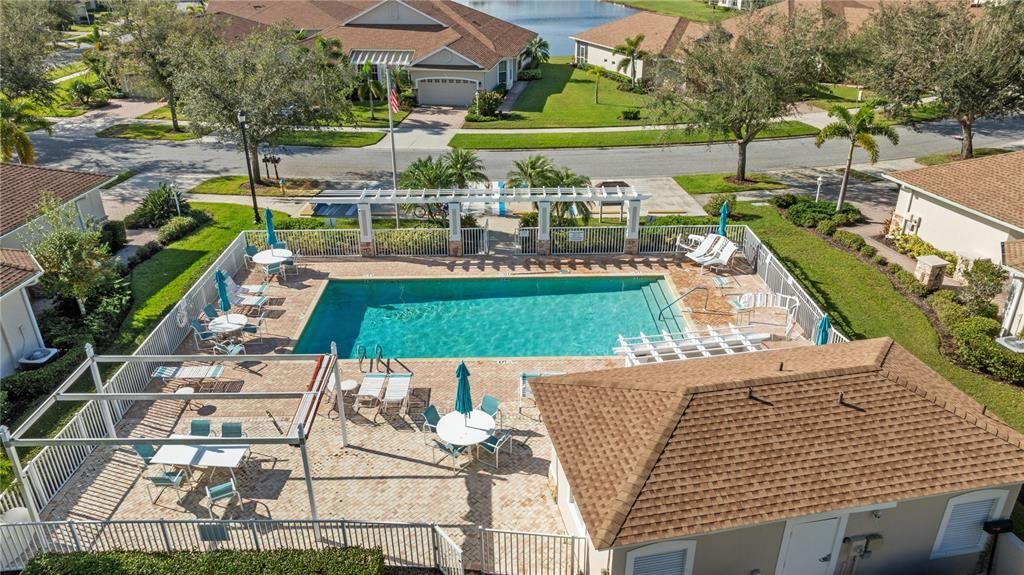 В аренду: $3,200 (2 спален, 2 ванн, 1606 Квадратных фут)