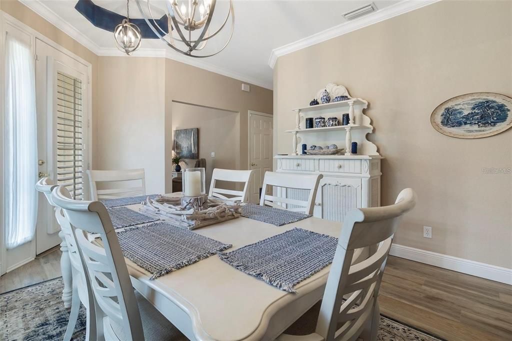 В аренду: $3,200 (2 спален, 2 ванн, 1606 Квадратных фут)