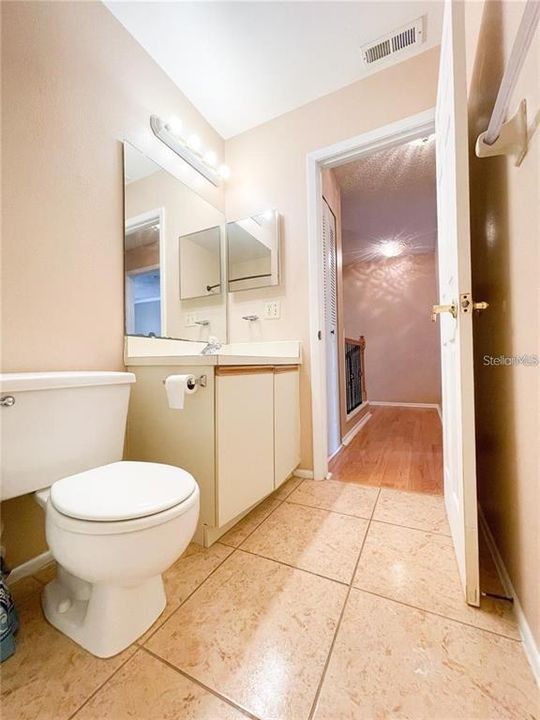 最近租的: $1,900 (3 贝兹, 2 浴室, 1216 平方英尺)