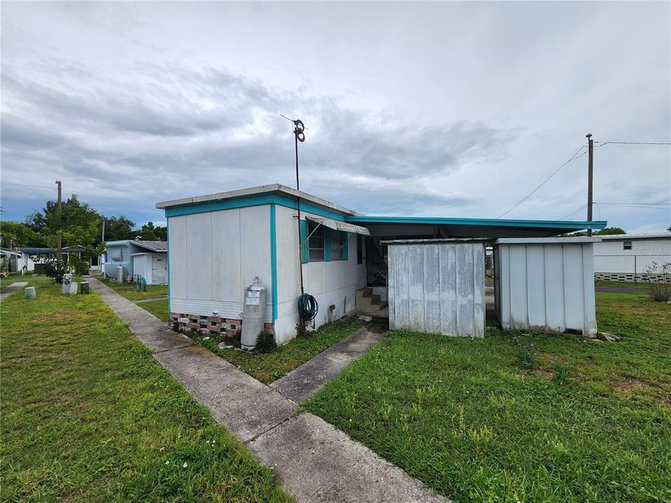 Recently Sold: $28,500 (1 beds, 1 baths, 400 Square Feet)