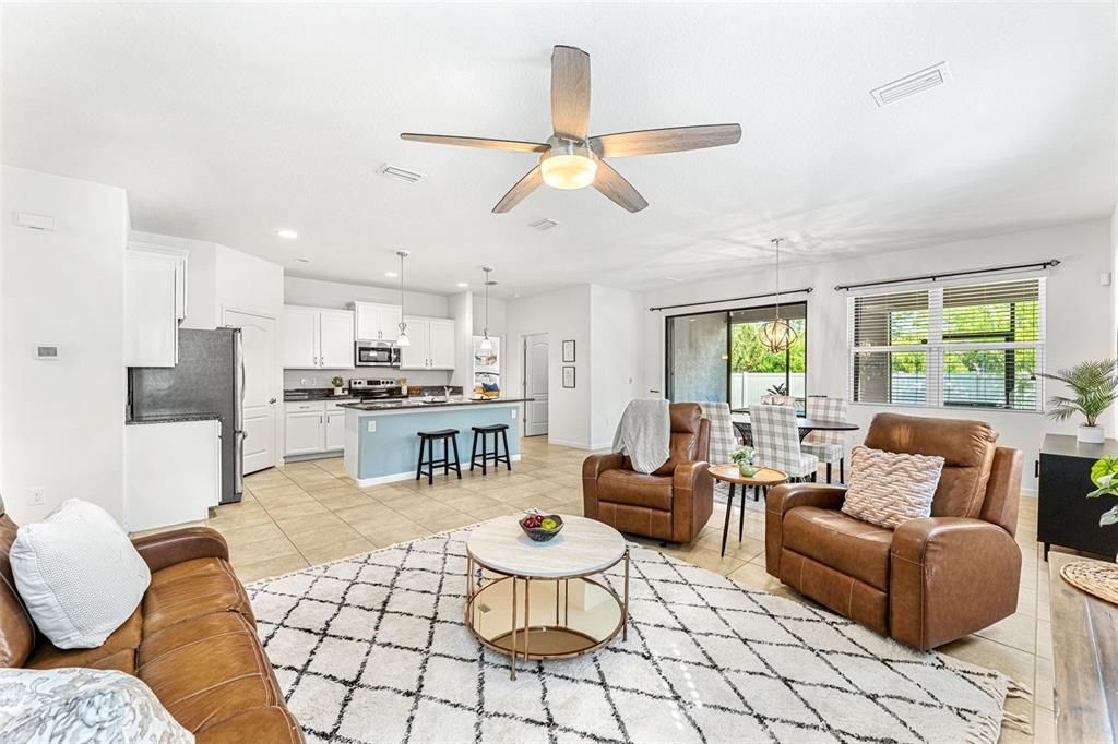 Recently Sold: $440,000 (2 beds, 2 baths, 1812 Square Feet)