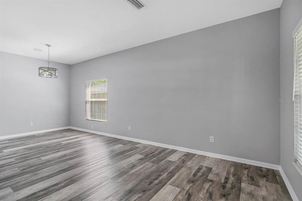Active With Contract: $525,000 (3 beds, 2 baths, 2659 Square Feet)