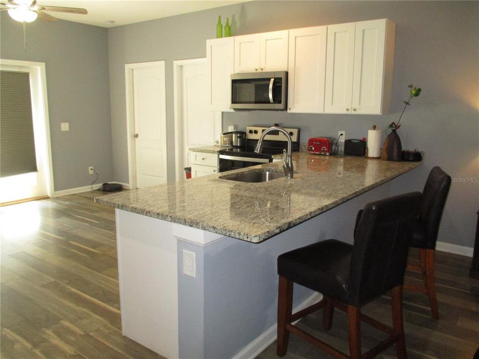 For Sale: $329,900 (3 beds, 2 baths, 1200 Square Feet)