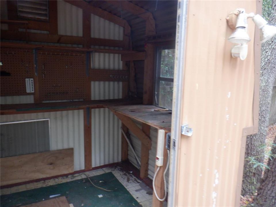 Shed with workshop