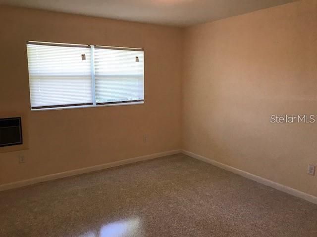 For Rent: $2,450 (3 beds, 2 baths, 2068 Square Feet)