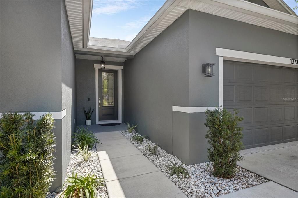 Active With Contract: $498,000 (3 beds, 2 baths, 1982 Square Feet)