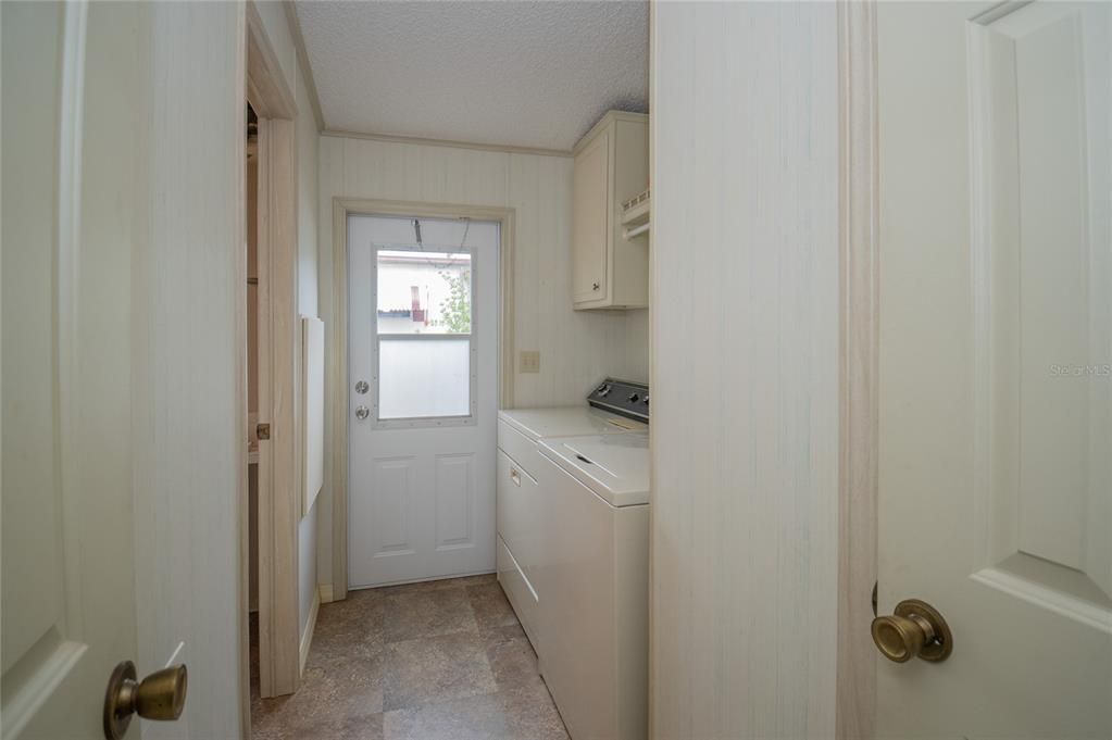 For Sale: $149,500 (2 beds, 2 baths, 1344 Square Feet)