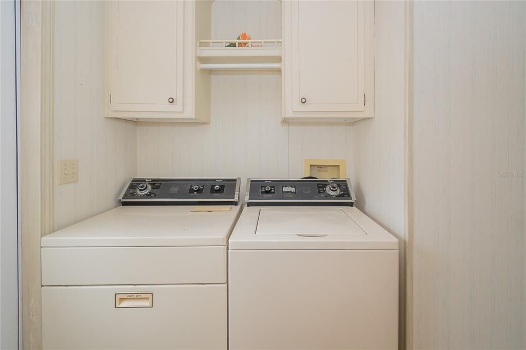 For Sale: $149,500 (2 beds, 2 baths, 1344 Square Feet)