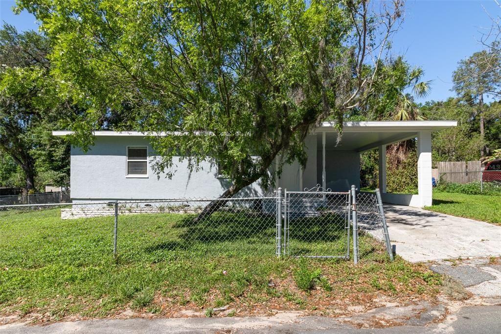 Recently Sold: $185,000 (2 beds, 1 baths, 816 Square Feet)