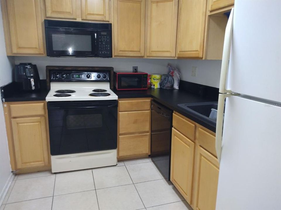 Recently Sold: $128,000 (2 beds, 1 baths, 900 Square Feet)