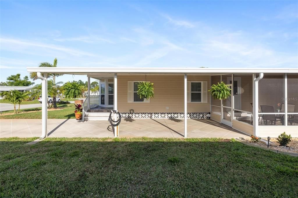 Recently Sold: $239,900 (2 beds, 2 baths, 1322 Square Feet)