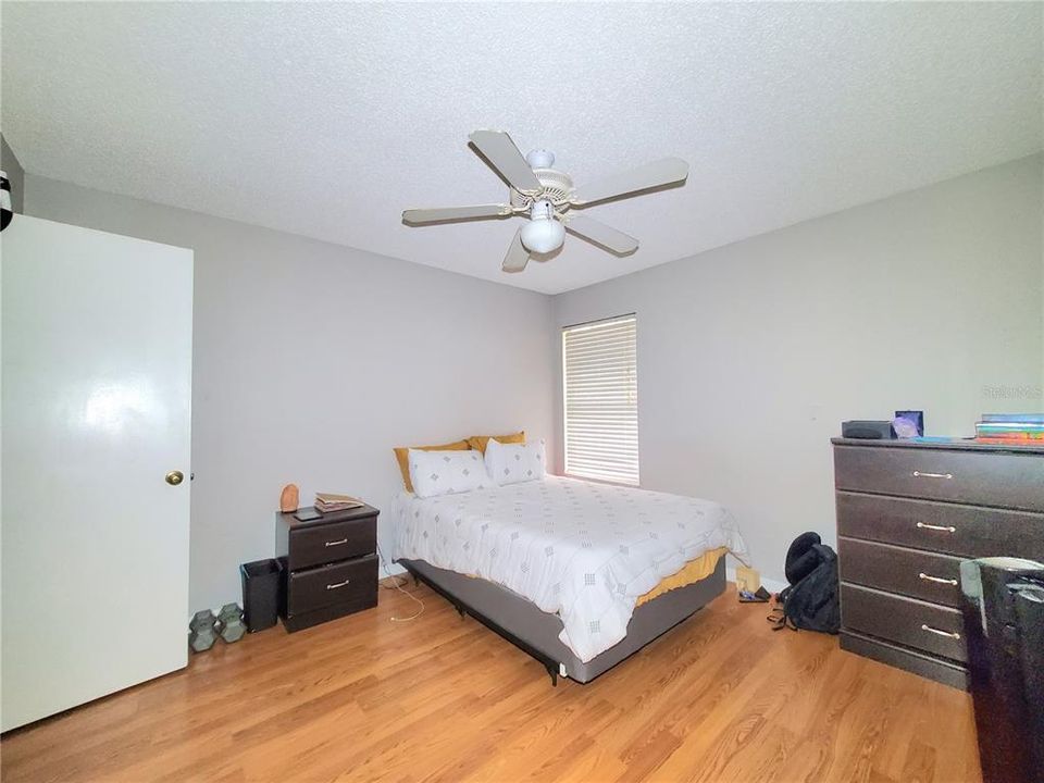 Recently Sold: $139,900 (1 beds, 1 baths, 644 Square Feet)