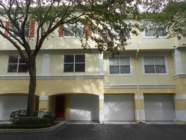 Recently Rented: $1,695 (2 beds, 2 baths, 1280 Square Feet)