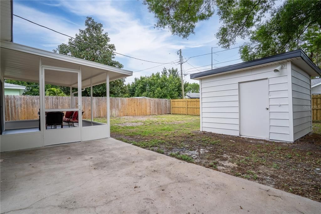 Recently Sold: $337,000 (2 beds, 1 baths, 1040 Square Feet)