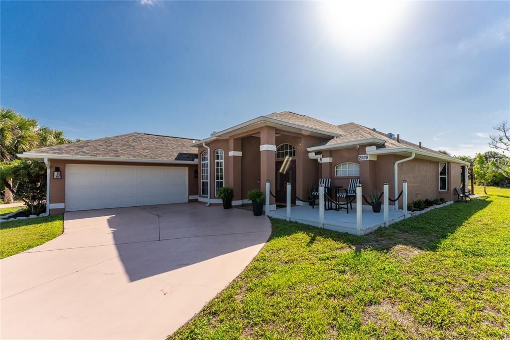 Active With Contract: $539,900 (4 beds, 2 baths, 2081 Square Feet)