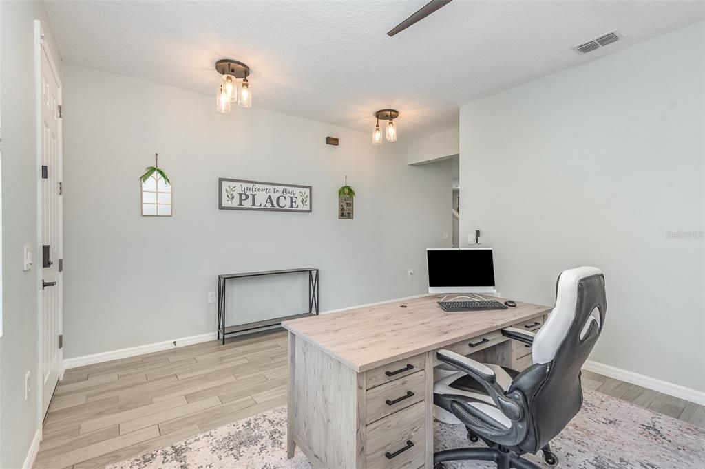 Office/bonus room