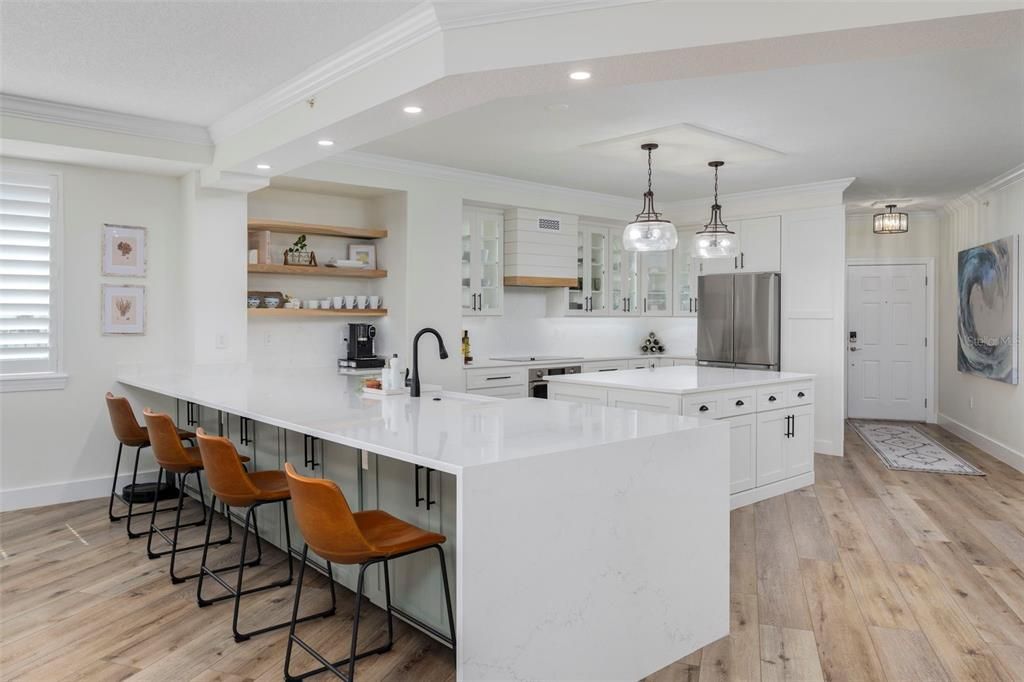 Recently Sold: $798,000 (2 beds, 2 baths, 1786 Square Feet)