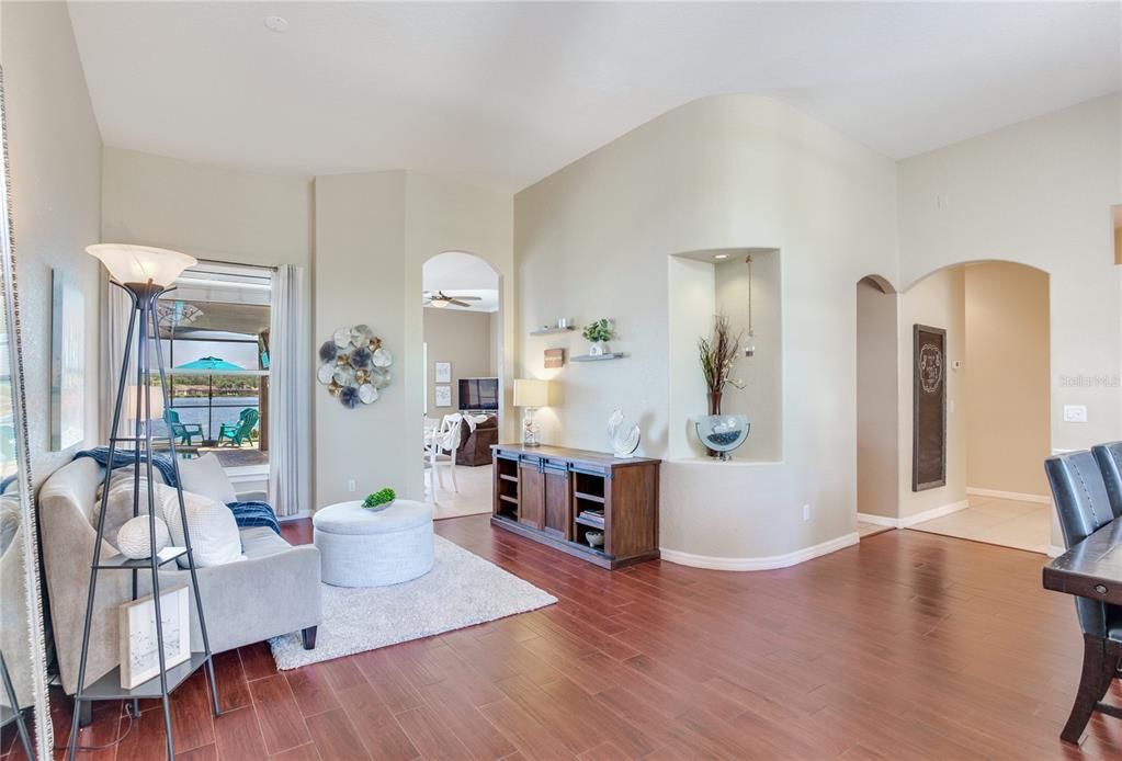 Active With Contract: $835,000 (4 beds, 3 baths, 2756 Square Feet)