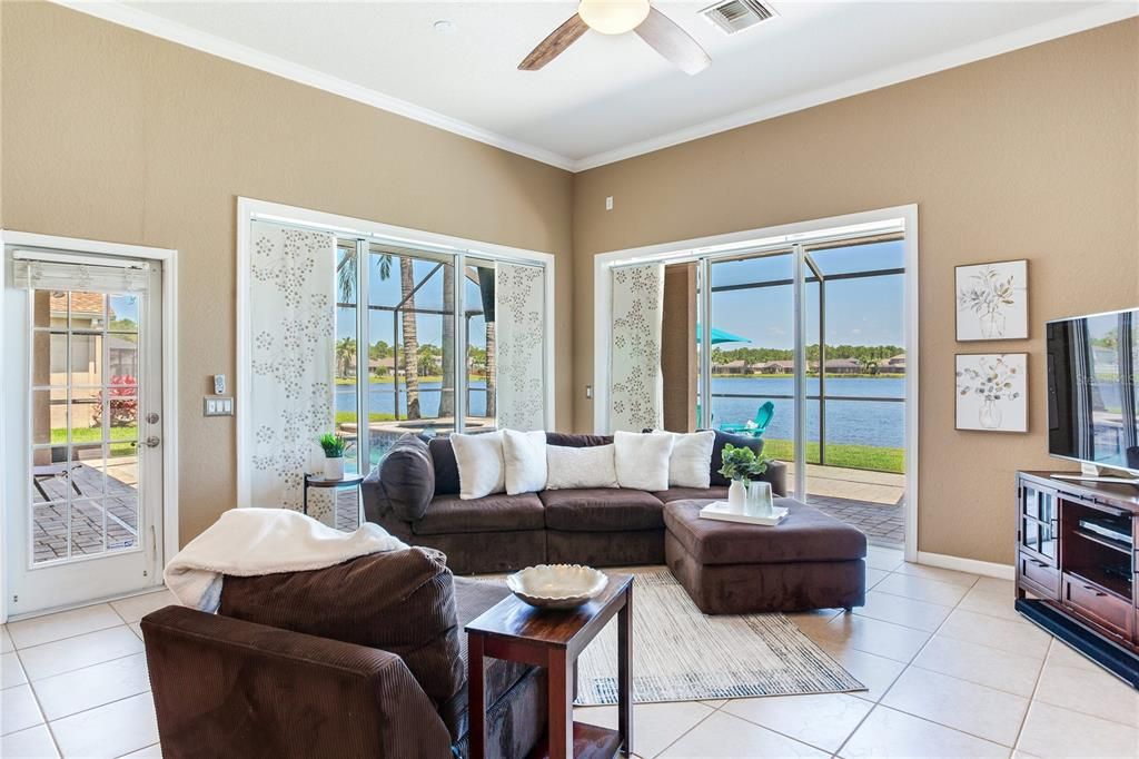 Active With Contract: $835,000 (4 beds, 3 baths, 2756 Square Feet)