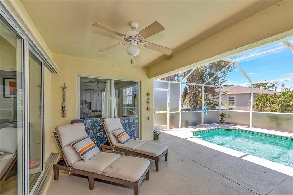 For Sale: $449,900 (3 beds, 2 baths, 1670 Square Feet)
