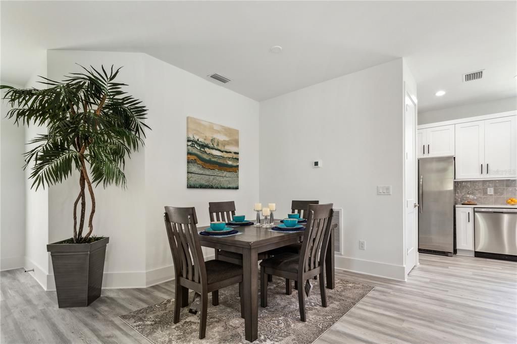 Active With Contract: $557,000 (4 beds, 2 baths, 1816 Square Feet)