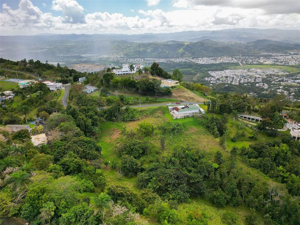 На продажу: $80,000 (1.89 acres)