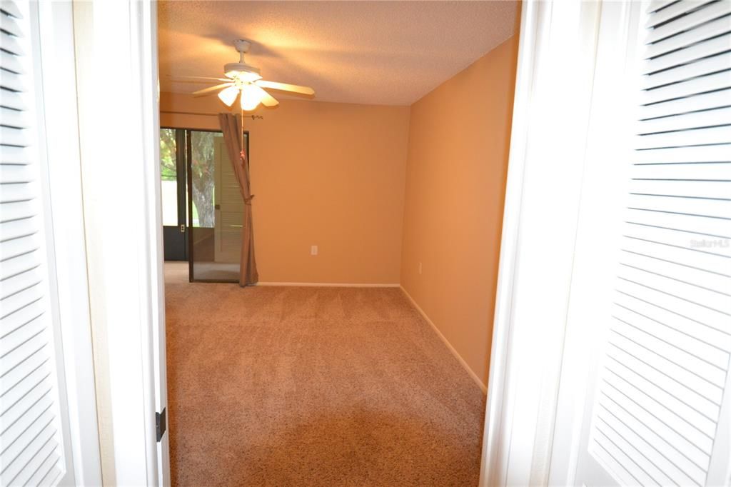 Large Bedroom Newer Carpet and slider to large Lanai