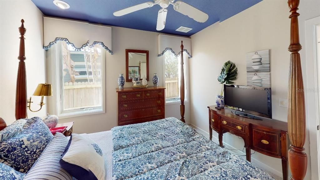 В аренду: $4,500 (3 спален, 3 ванн, 1667 Квадратных фут)