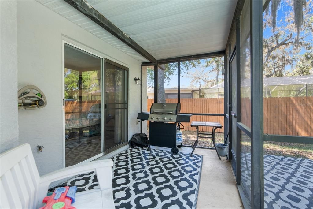 Active With Contract: $304,900 (3 beds, 2 baths, 1705 Square Feet)