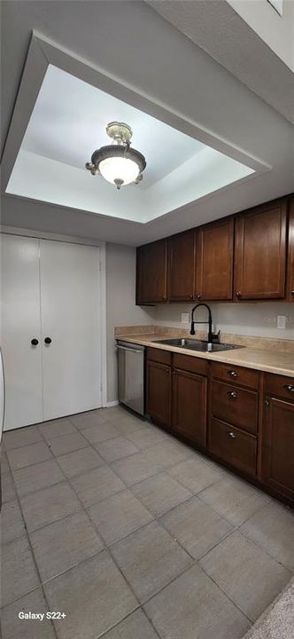 For Sale: $180,000 (2 beds, 2 baths, 1119 Square Feet)